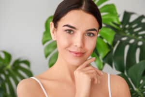 Woman in her 30s maintains amazing skin with help from fractional laser treatment